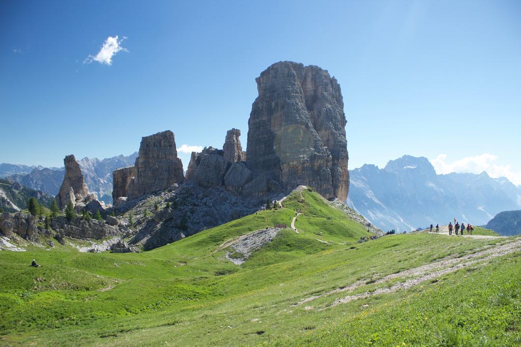 Hotel Montana Cortina d'Ampezzo Exterior photo